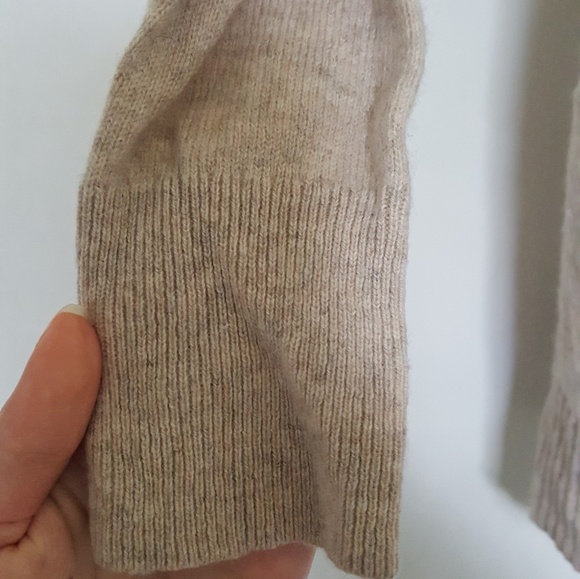 🍀SALE🍀Ann Taylor Sweater - Picture 4 of 8